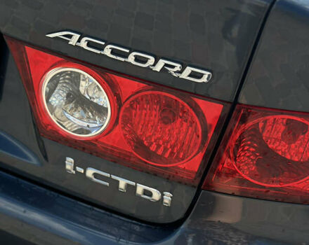 Серый Хонда Аккорд, объемом двигателя 2.2 л и пробегом 369 тыс. км за 6000 $, фото 4 на Automoto.ua