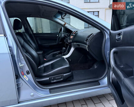 Серый Хонда Аккорд, объемом двигателя 2.4 л и пробегом 149 тыс. км за 7000 $, фото 37 на Automoto.ua