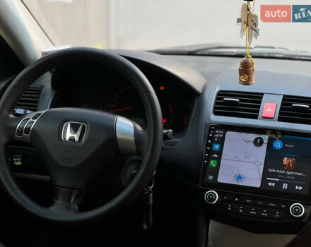 Серый Хонда Аккорд, объемом двигателя 2 л и пробегом 285 тыс. км за 5600 $, фото 1 на Automoto.ua