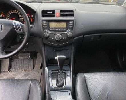 Серый Хонда Аккорд, объемом двигателя 2.4 л и пробегом 276 тыс. км за 5199 $, фото 6 на Automoto.ua