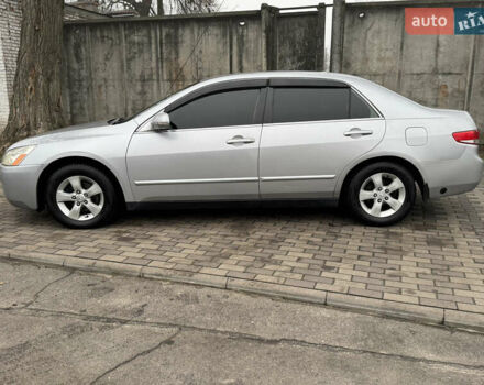 Сірий Хонда Аккорд, об'ємом двигуна 2.35 л та пробігом 281 тис. км за 4900 $, фото 7 на Automoto.ua