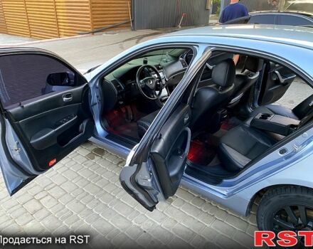 Серый Хонда Аккорд, объемом двигателя 2.2 л и пробегом 400 тыс. км за 5500 $, фото 4 на Automoto.ua