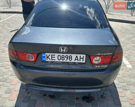 Серый Хонда Аккорд, объемом двигателя 2.2 л и пробегом 369 тыс. км за 6000 $, фото 6 на Automoto.ua