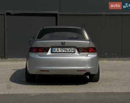 Серый Хонда Аккорд, объемом двигателя 2 л и пробегом 285 тыс. км за 5600 $, фото 4 на Automoto.ua
