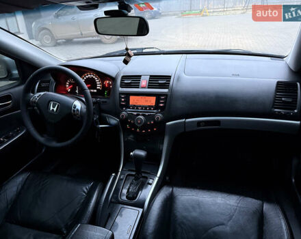 Серый Хонда Аккорд, объемом двигателя 2.4 л и пробегом 149 тыс. км за 7000 $, фото 44 на Automoto.ua