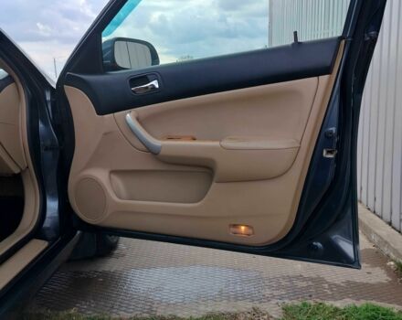 Серый Хонда Аккорд, объемом двигателя 2 л и пробегом 261 тыс. км за 6500 $, фото 9 на Automoto.ua