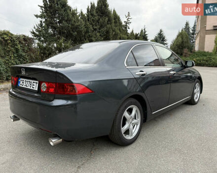 Серый Хонда Аккорд, объемом двигателя 2.4 л и пробегом 352 тыс. км за 5800 $, фото 17 на Automoto.ua