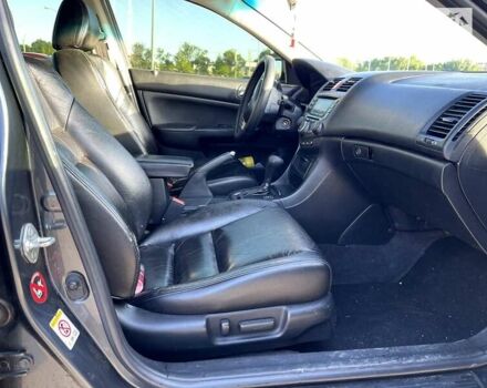 Серый Хонда Аккорд, объемом двигателя 2 л и пробегом 241 тыс. км за 6500 $, фото 9 на Automoto.ua