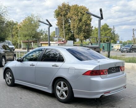 Сірий Хонда Аккорд, об'ємом двигуна 2.4 л та пробігом 290 тис. км за 5499 $, фото 4 на Automoto.ua