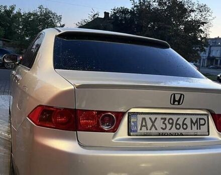 Сірий Хонда Аккорд, об'ємом двигуна 2 л та пробігом 300 тис. км за 5500 $, фото 3 на Automoto.ua