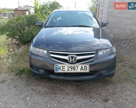 Серый Хонда Аккорд, объемом двигателя 2.4 л и пробегом 235 тыс. км за 4000 $, фото 2 на Automoto.ua