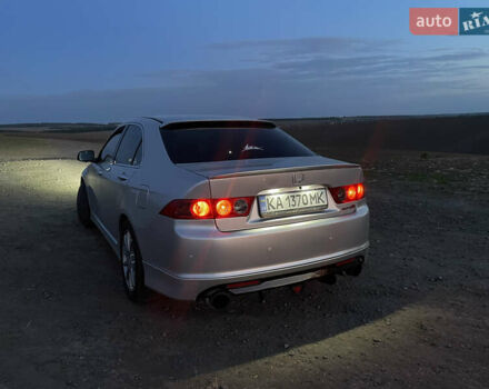 Серый Хонда Аккорд, объемом двигателя 2.35 л и пробегом 375 тыс. км за 7700 $, фото 10 на Automoto.ua