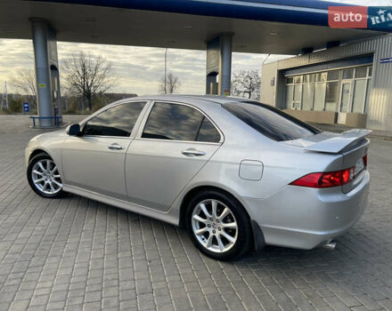 Серый Хонда Аккорд, объемом двигателя 2.4 л и пробегом 260 тыс. км за 6800 $, фото 4 на Automoto.ua