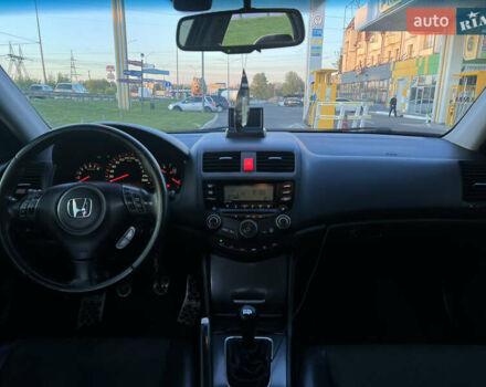 Серый Хонда Аккорд, объемом двигателя 2.35 л и пробегом 375 тыс. км за 7700 $, фото 13 на Automoto.ua