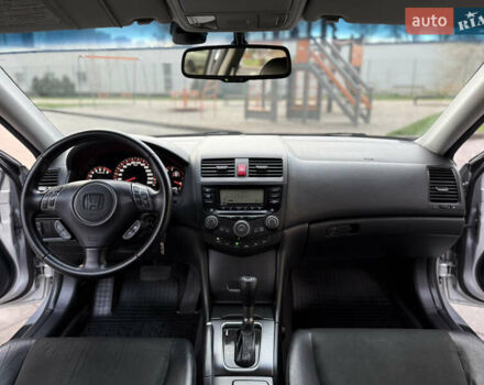 Серый Хонда Аккорд, объемом двигателя 2.4 л и пробегом 156 тыс. км за 9800 $, фото 42 на Automoto.ua