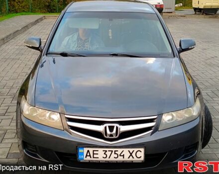 Серый Хонда Аккорд, объемом двигателя 2.2 л и пробегом 0 тыс. км за 6000 $, фото 1 на Automoto.ua