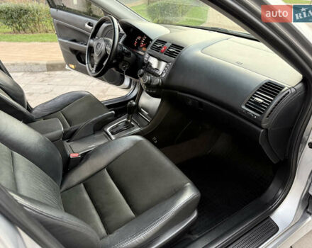 Серый Хонда Аккорд, объемом двигателя 2.4 л и пробегом 156 тыс. км за 9800 $, фото 40 на Automoto.ua