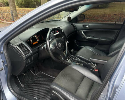 Серый Хонда Аккорд, объемом двигателя 2.2 л и пробегом 366 тыс. км за 7100 $, фото 6 на Automoto.ua