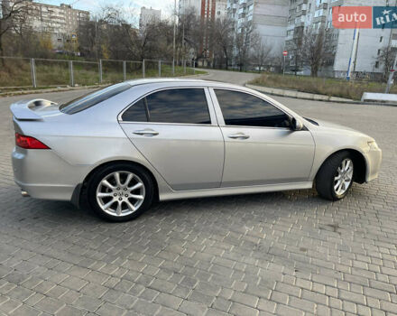 Серый Хонда Аккорд, объемом двигателя 2.4 л и пробегом 260 тыс. км за 6800 $, фото 1 на Automoto.ua