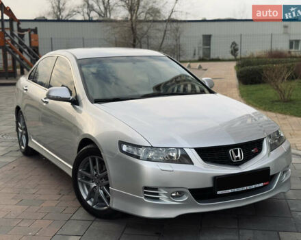 Серый Хонда Аккорд, объемом двигателя 2.4 л и пробегом 156 тыс. км за 9800 $, фото 5 на Automoto.ua