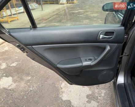 Сірий Хонда Аккорд, об'ємом двигуна 2 л та пробігом 188 тис. км за 6999 $, фото 22 на Automoto.ua