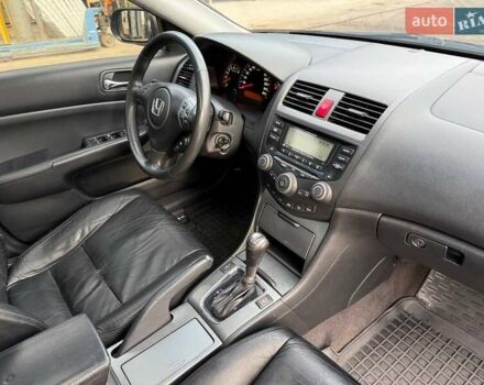 Сірий Хонда Аккорд, об'ємом двигуна 2 л та пробігом 188 тис. км за 6999 $, фото 30 на Automoto.ua