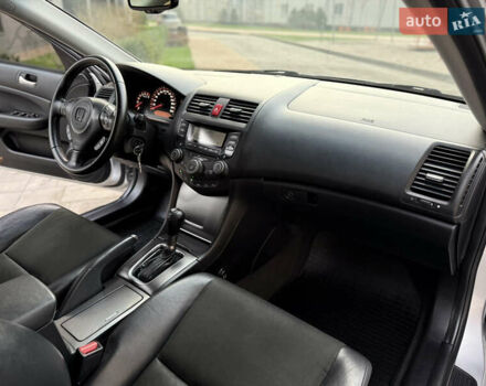 Серый Хонда Аккорд, объемом двигателя 2.4 л и пробегом 156 тыс. км за 9800 $, фото 41 на Automoto.ua