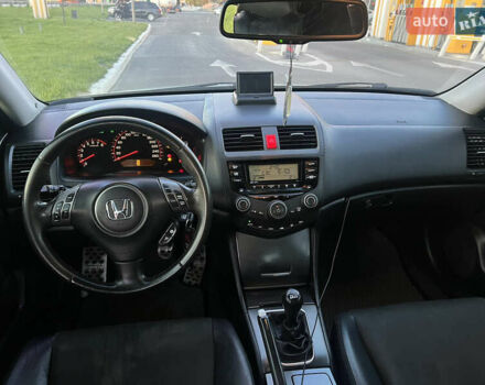 Серый Хонда Аккорд, объемом двигателя 2.35 л и пробегом 375 тыс. км за 7700 $, фото 12 на Automoto.ua