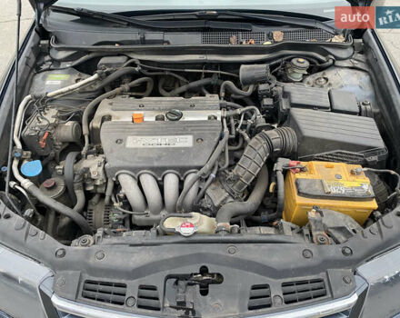 Сірий Хонда Аккорд, об'ємом двигуна 2 л та пробігом 270 тис. км за 6000 $, фото 2 на Automoto.ua