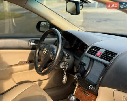 Сірий Хонда Аккорд, об'ємом двигуна 2 л та пробігом 319 тис. км за 6650 $, фото 7 на Automoto.ua