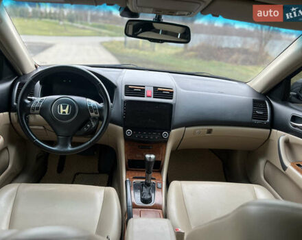 Сірий Хонда Аккорд, об'ємом двигуна 2 л та пробігом 300 тис. км за 6700 $, фото 13 на Automoto.ua