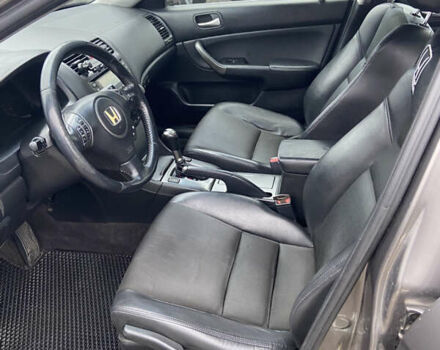 Серый Хонда Аккорд, объемом двигателя 2 л и пробегом 218 тыс. км за 7100 $, фото 7 на Automoto.ua