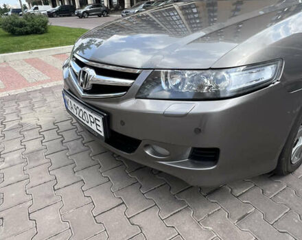 Серый Хонда Аккорд, объемом двигателя 2.4 л и пробегом 250 тыс. км за 7700 $, фото 11 на Automoto.ua