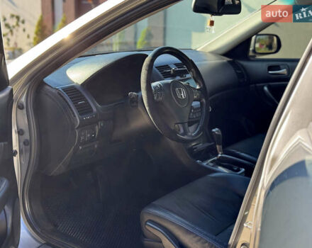 Сірий Хонда Аккорд, об'ємом двигуна 2 л та пробігом 235 тис. км за 6950 $, фото 6 на Automoto.ua