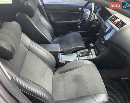 Серый Хонда Аккорд, объемом двигателя 2 л и пробегом 252 тыс. км за 4650 $, фото 17 на Automoto.ua