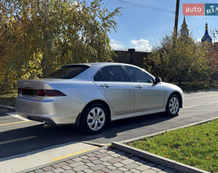 Сірий Хонда Аккорд, об'ємом двигуна 2 л та пробігом 235 тис. км за 6950 $, фото 3 на Automoto.ua