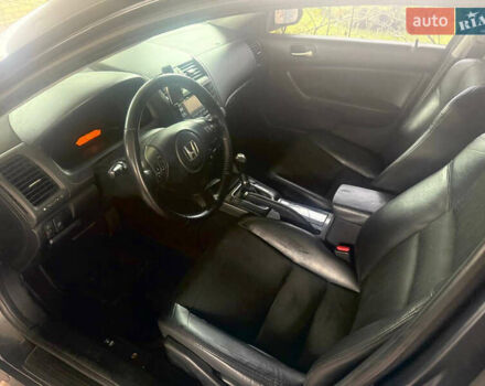 Сірий Хонда Аккорд, об'ємом двигуна 2 л та пробігом 233 тис. км за 7200 $, фото 2 на Automoto.ua