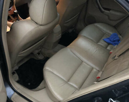 Сірий Хонда Аккорд, об'ємом двигуна 2.35 л та пробігом 244 тис. км за 5600 $, фото 6 на Automoto.ua