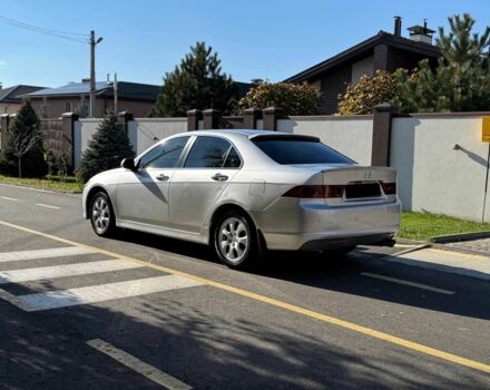 Сірий Хонда Аккорд, об'ємом двигуна 2 л та пробігом 235 тис. км за 6950 $, фото 1 на Automoto.ua