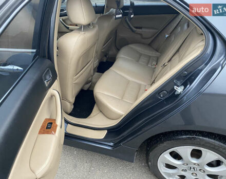 Сірий Хонда Аккорд, об'ємом двигуна 2 л та пробігом 270 тис. км за 6000 $, фото 5 на Automoto.ua