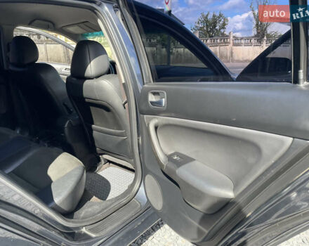 Серый Хонда Аккорд, объемом двигателя 2 л и пробегом 257 тыс. км за 6400 $, фото 11 на Automoto.ua