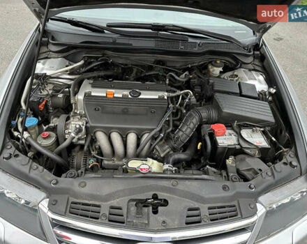 Серый Хонда Аккорд, объемом двигателя 2 л и пробегом 205 тыс. км за 8000 $, фото 13 на Automoto.ua