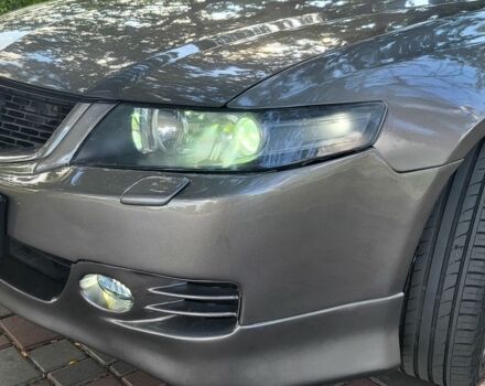 Серый Хонда Аккорд, объемом двигателя 2.4 л и пробегом 230 тыс. км за 7800 $, фото 7 на Automoto.ua