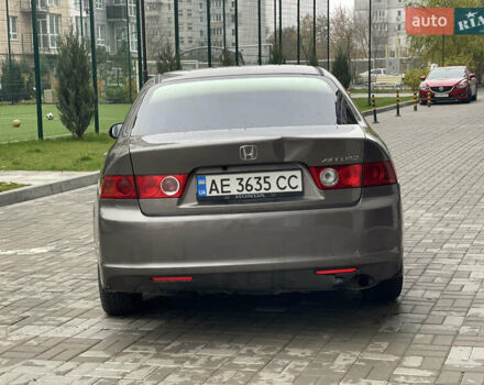 Серый Хонда Аккорд, объемом двигателя 2 л и пробегом 252 тыс. км за 4650 $, фото 6 на Automoto.ua