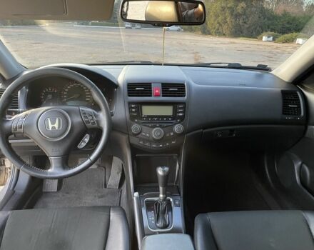 Серый Хонда Аккорд, объемом двигателя 2 л и пробегом 313 тыс. км за 6500 $, фото 7 на Automoto.ua