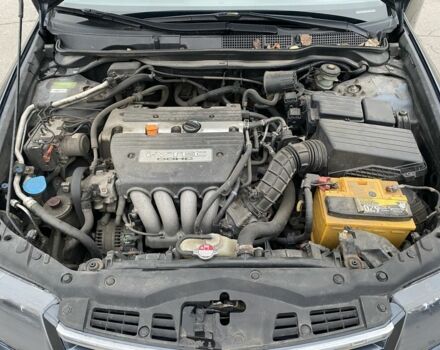 Сірий Хонда Аккорд, об'ємом двигуна 2 л та пробігом 270 тис. км за 6200 $, фото 4 на Automoto.ua