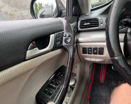 Серый Хонда Аккорд, объемом двигателя 2.2 л и пробегом 341 тыс. км за 8500 $, фото 14 на Automoto.ua