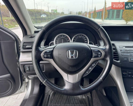 Серый Хонда Аккорд, объемом двигателя 2 л и пробегом 120 тыс. км за 8200 $, фото 9 на Automoto.ua