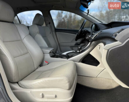 Серый Хонда Аккорд, объемом двигателя 2 л и пробегом 200 тыс. км за 8699 $, фото 12 на Automoto.ua