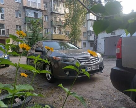 Сірий Хонда Аккорд, об'ємом двигуна 2.4 л та пробігом 254 тис. км за 7875 $, фото 4 на Automoto.ua